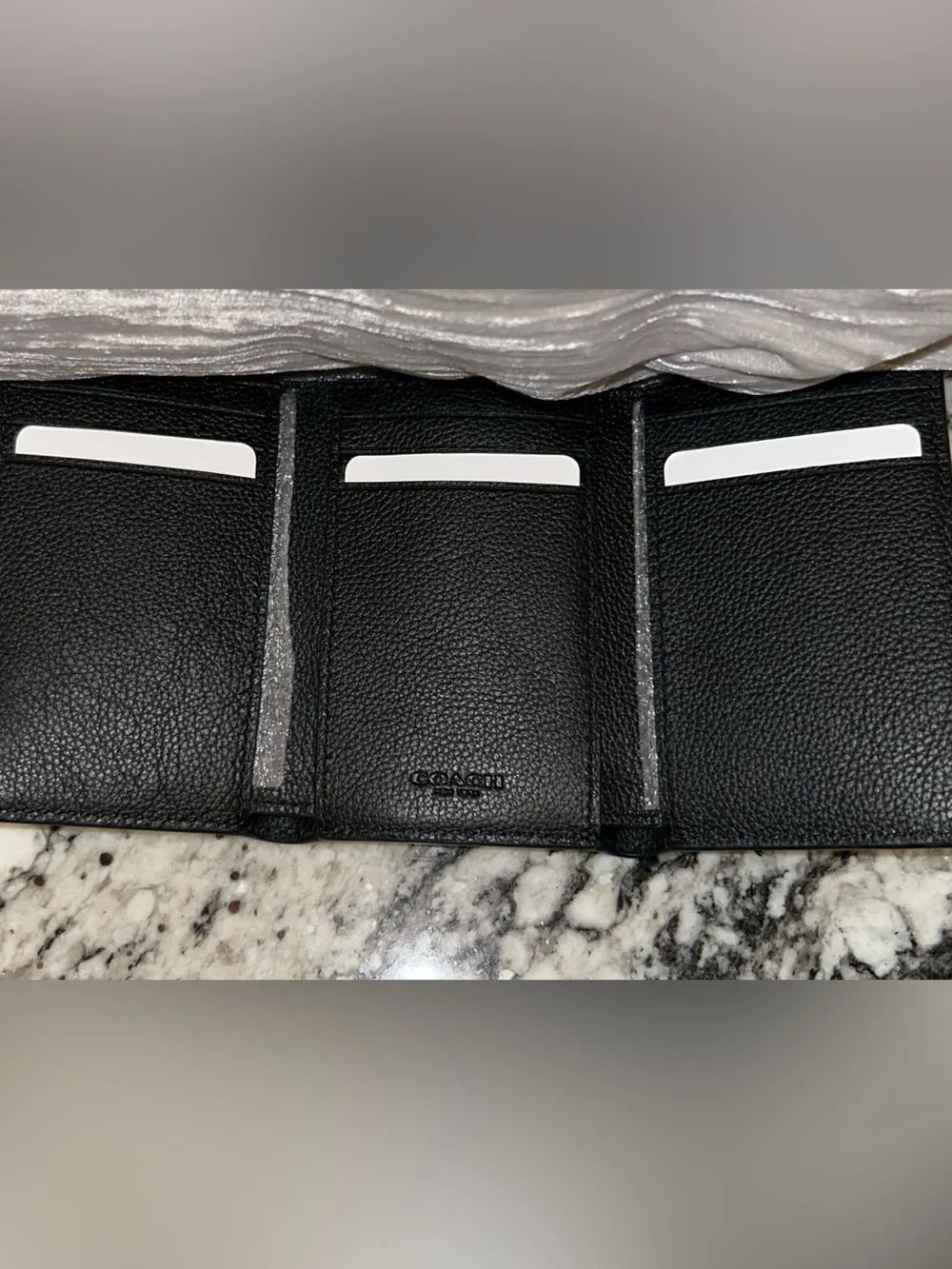 Men’s Coach Black Pebbled Leather Tri Fold Wallet